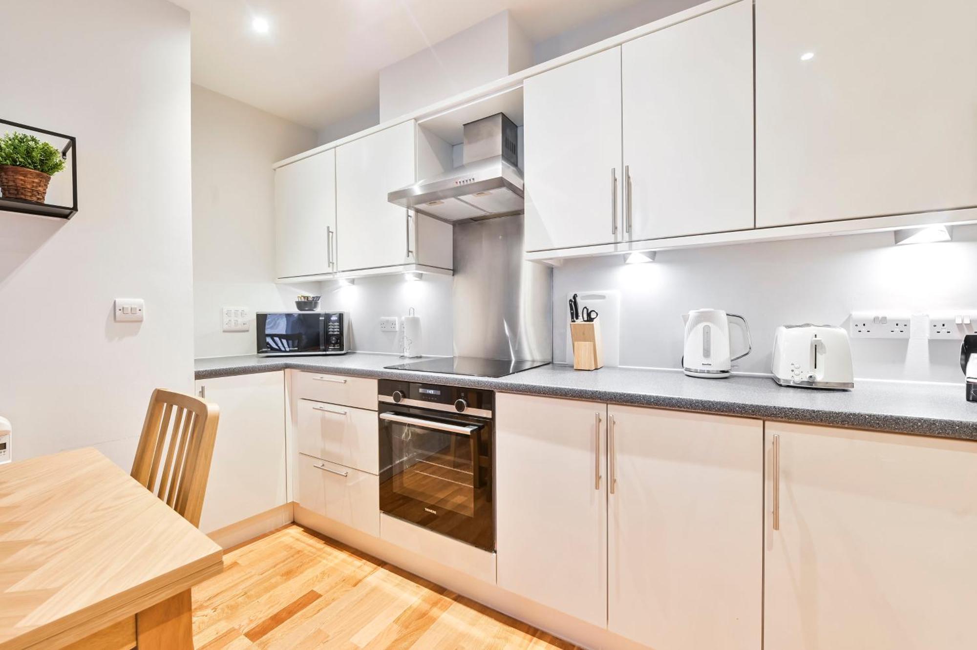 Delightful Tower Bridge Sleeps 6 Appartamento Londra